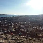 In The Best Heart Of Lisbon - Apartment